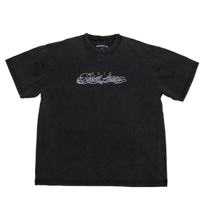 SIGNATURE TEE - BLACK WASH